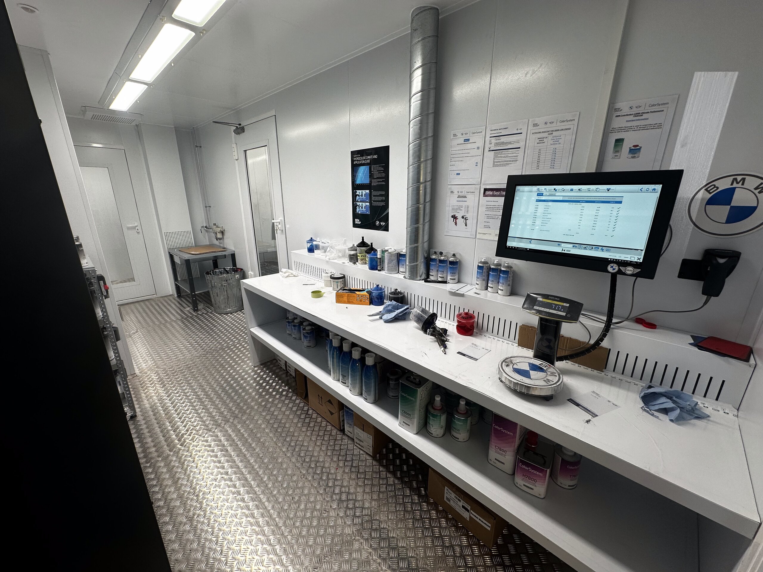 Paint Mix Room